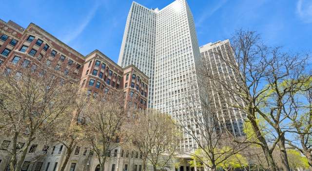Photo of 2626 N Lakeview Ave #2012, Chicago, IL 60614