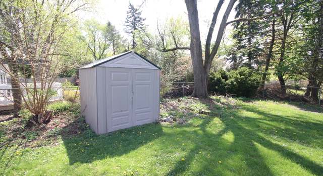 Photo of 3303 W Fairway Dr, Mchenry, IL 60050