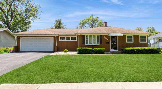 Photo of 2305 South St, Rolling Meadows, IL 60008
