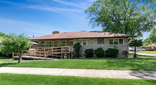 Photo of 14247 S Marquette Ave, Burnham, IL 60633