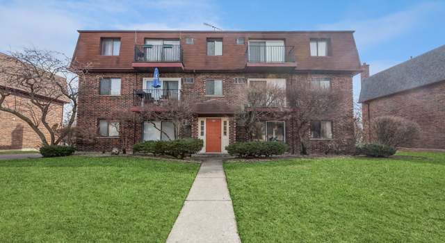 Photo of 1212 Whispering Hills Ct Unit 1A, Naperville, IL 60540