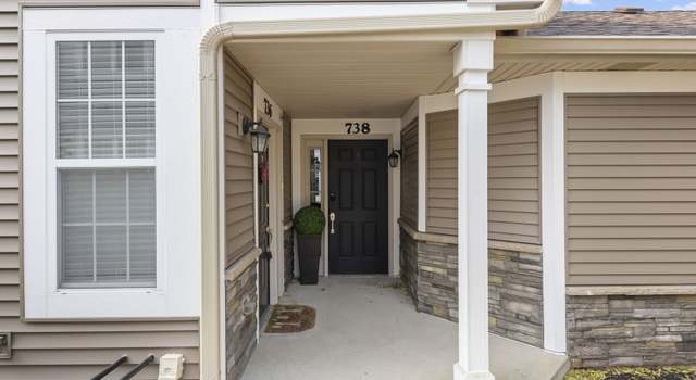 Photo of 738 Woodewind Dr #738, Naperville, IL 60563