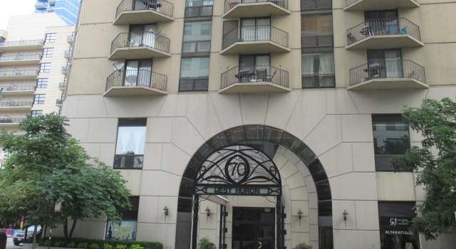 Photo of 70 W Huron St #1302, Chicago, IL 60654