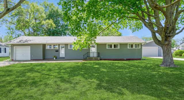 Photo of 812 S Center St, Plano, IL 60545