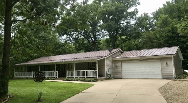 Photo of 10 Senachwine Cir, Putnam, IL 61560