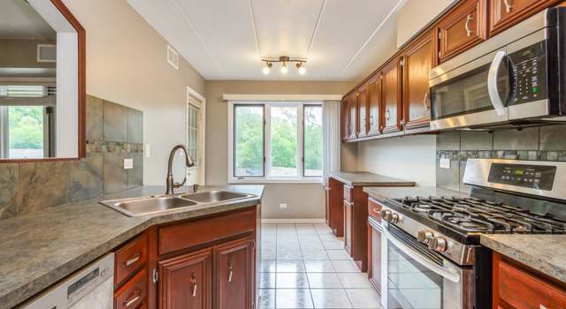 Photo of 5150 Shadow Creek Dr #6, Oak Forest, IL 60452