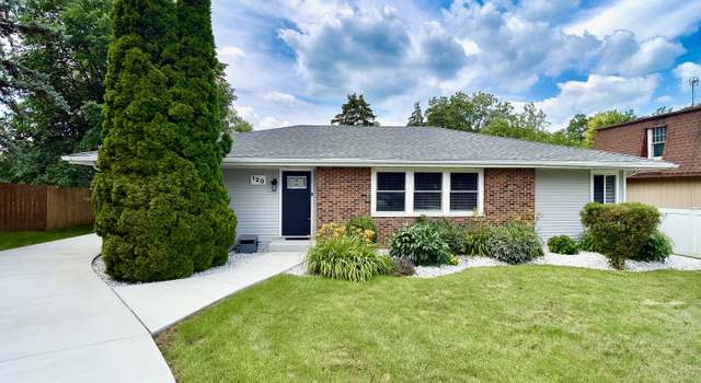 Photo of 120 Walter Ct, Bloomingdale, IL 60108