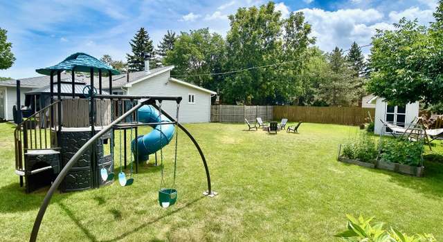 Photo of 120 Walter Ct, Bloomingdale, IL 60108