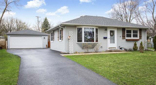 Photo of 2004 Hawk Ct, Rolling Meadows, IL 60008