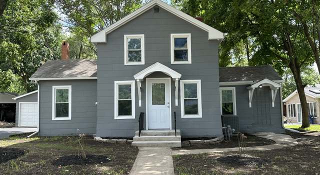 Photo of 204 E Somonauk St, Yorkville, IL 60560