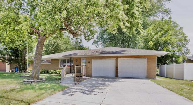 Photo of 680 S Center Ave, Bradley, IL 60915