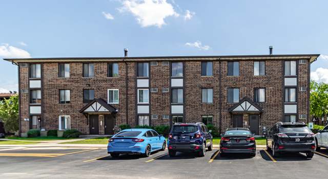 Photo of 1002 Centurion Ln #2, Vernon Hills, IL 60061