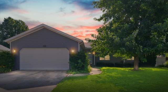Photo of 1606 Greenridge Dr, Urbana, IL 61802