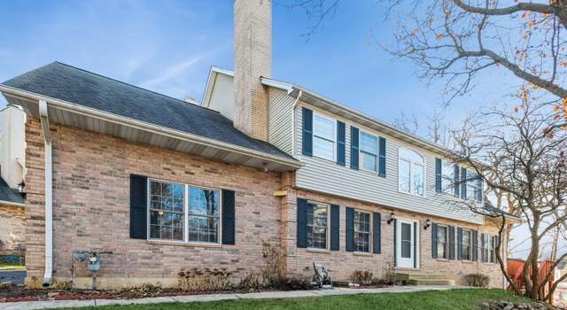Photo of 1370 Laurel Oaks Dr, Streamwood, IL 60107