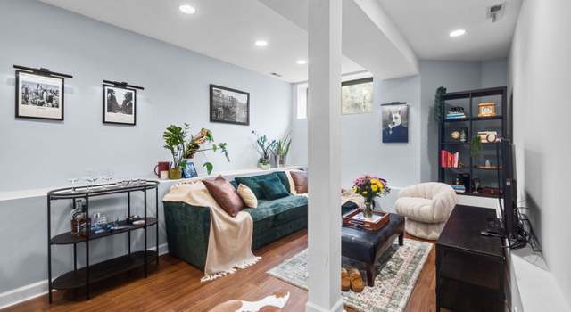 Photo of 4755 N Malden St Unit GS, Chicago, IL 60640