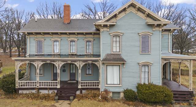 Photo of 907 College St, Henry, IL 61537