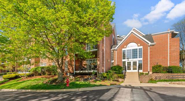 Photo of 97 Hunt Club Dr #97, St. Charles, IL 60174