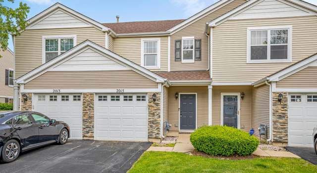 Photo of 2015 Limestone Ln, Carpentersville, IL 60110