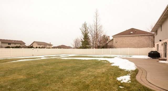 Photo of 8818 Meadowlark Dr, Tinley Park, IL 60487