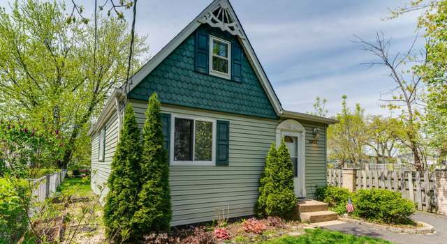 Photo of 26426 N Willow Ave, Mundelein, IL 60060