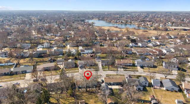 Photo of 213 W Kennedy Dr, Streamwood, IL 60107
