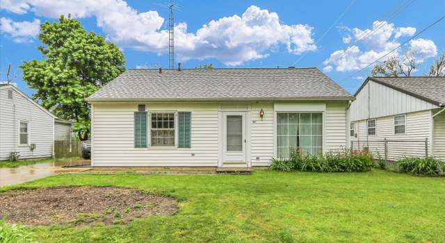 Photo of 907 E Glenview Dr, Tuscola, IL 61953