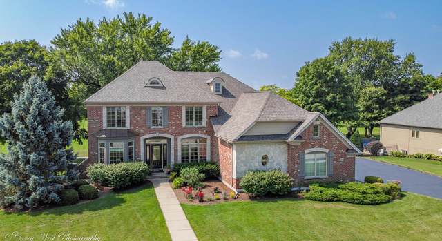 Photo of 214 Merry Oaks Dr, Sycamore, IL 60178