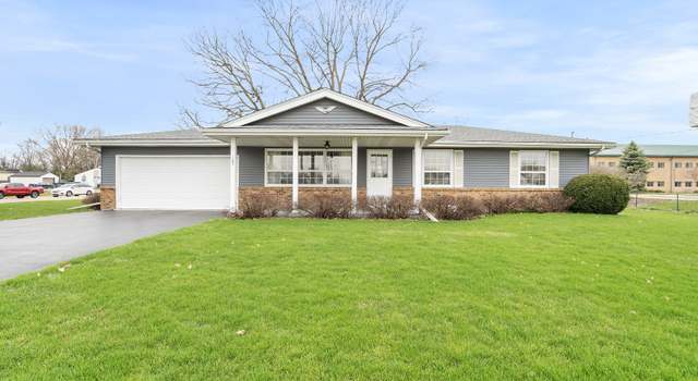 Photo of 103 Main St, Sugar Grove, IL 60554