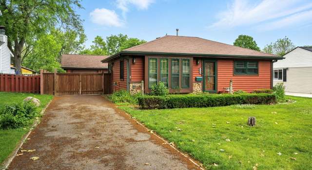 Photo of 3504 Bobolink Ln, Rolling Meadows, IL 60008
