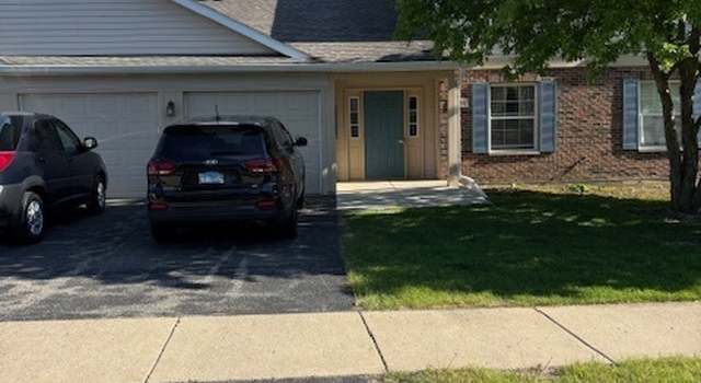 Photo of 1286 N Red Oak Cir #4, Round Lake Beach, IL 60073