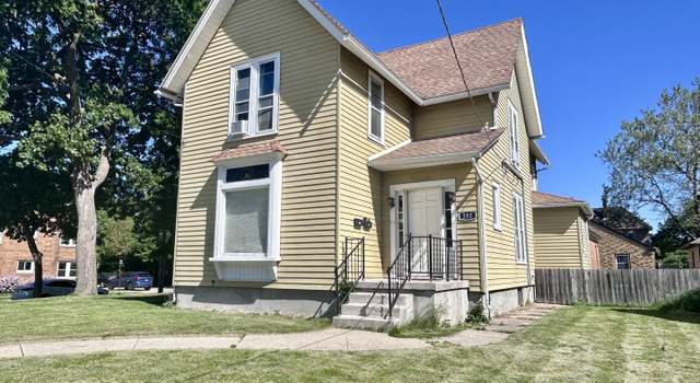 Photo of 252 Jefferson Ave, Elgin, IL 60120