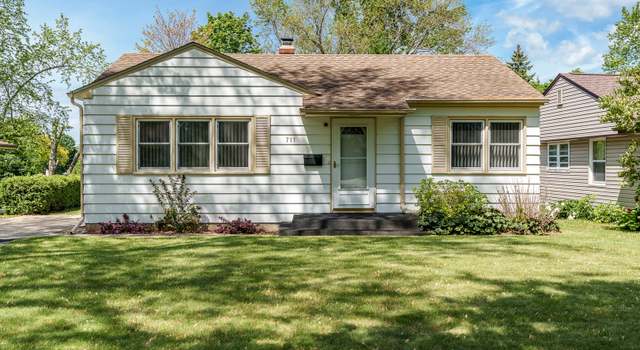 Photo of 711 Parkside Dr, Rockford, IL 61108