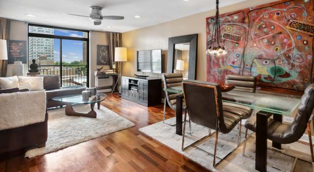 Photo of 3900 N Pine Grove Ave #709, Chicago, IL 60613
