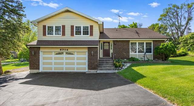 Photo of 6704 Cypress Ct, Crystal Lake, IL 60012