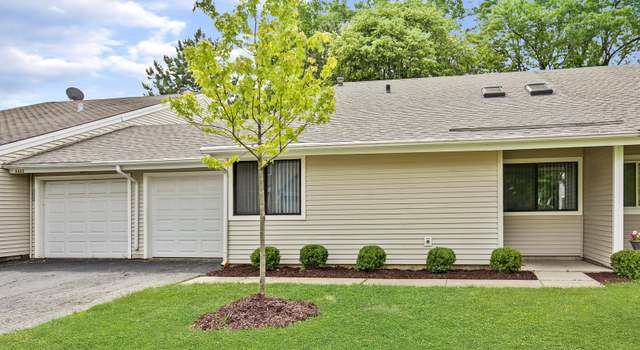 Photo of 1224 N Isle Royal Cir, Palatine, IL 60074