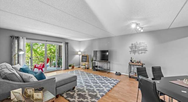 Photo of 7091 W Touhy Ave #204, Niles, IL 60714