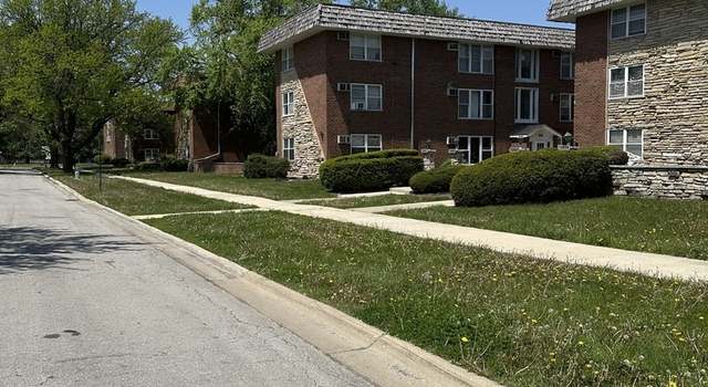 Photo of 12620 S Alpine Dr #8, Alsip, IL 60803