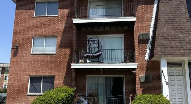 Photo of 12620 S Alpine Dr #8, Alsip, IL 60803