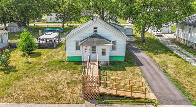 Photo of 846 E Pells St, Paxton, IL 60957