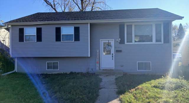 Photo of 2121 Carmel Blvd, Zion, IL 60099