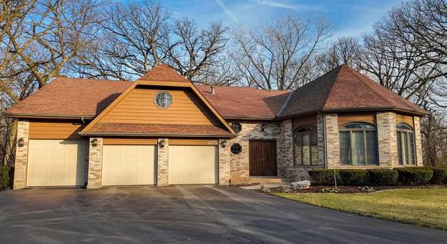 Photo of 875 Saint Andrews Way, Frankfort, IL 60423