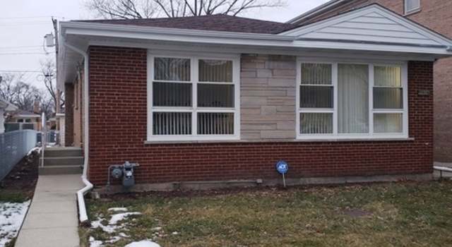 Photo of 8606 Trumbull Ave, Skokie, IL 60076