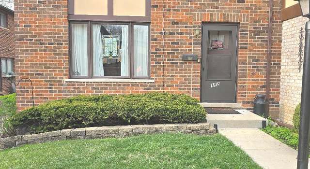 Photo of 18W152 Buckingham Ln, Villa Park, IL 60181