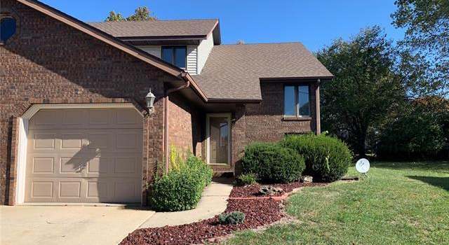 Photo of 6 Pebble Ct, Edwardsville, IL 62025