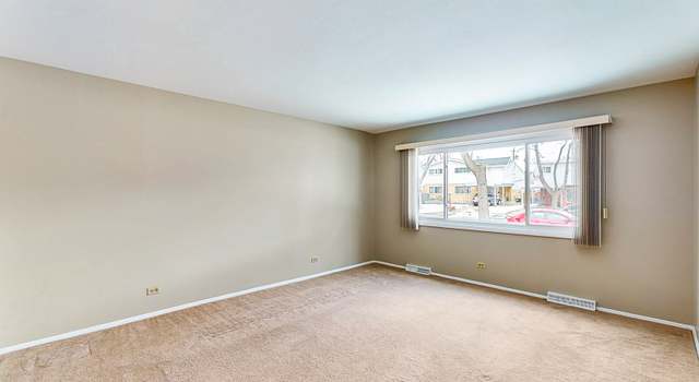 Photo of 9440 Ironwood Ln, Des Plaines, IL 60016
