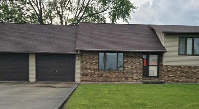 Photo of 200 Dallas Rd, Carthage, IL 62321