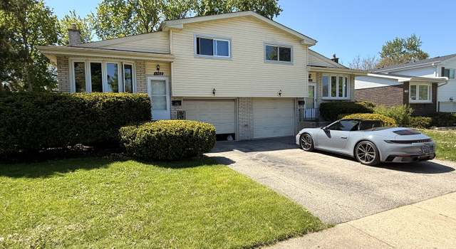 Photo of 1704 N Drury Ln, Arlington Heights, IL 60005