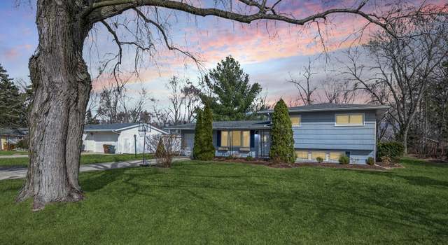 Photo of 17221 Ozark Ave, Tinley Park, IL 60477