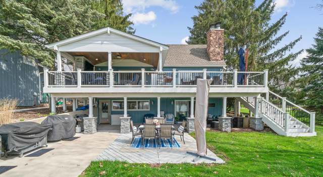 Photo of 391 Holiday Dr, Lake Holiday, IL 60552