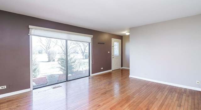 Photo of 170 Quincy Ct Unit B, Bloomingdale, IL 60108